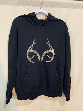 Realtree Black Crewneck Hoodie with Camo Antler Logo a3/98